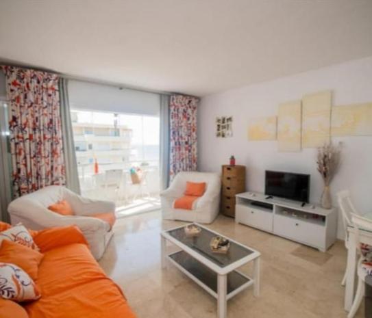 La Duquesa Apartment ฟูเอนฮิโรลา ภายนอก รูปภาพ