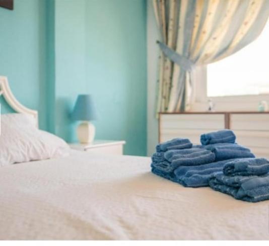 La Duquesa Apartment ฟูเอนฮิโรลา ภายนอก รูปภาพ